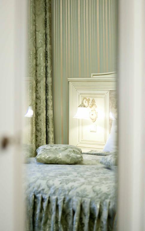 Pensiunea Crystal II Valea Lupului  ภายนอก รูปภาพ